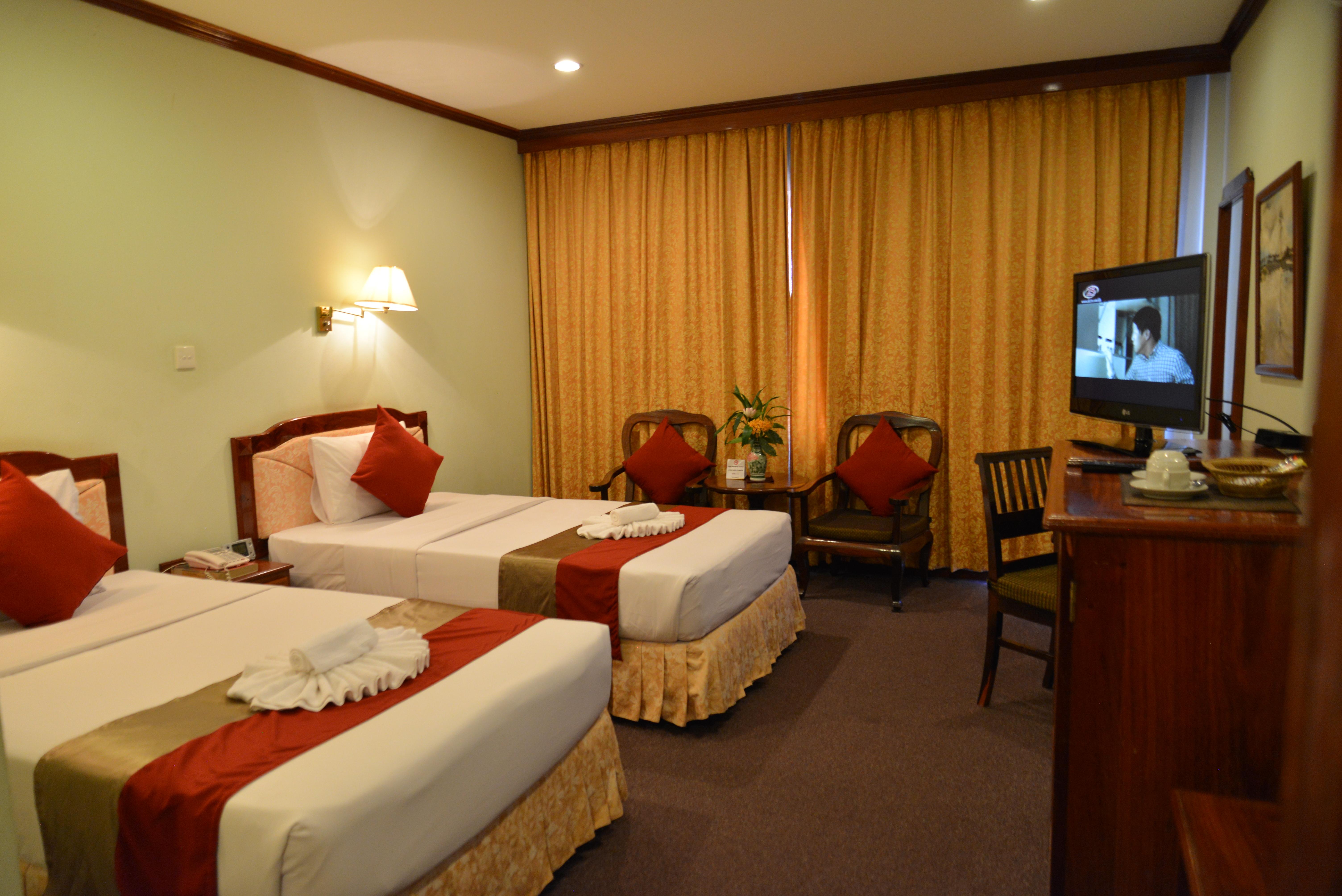 Angkor Hotel Siem Reap Exterior foto