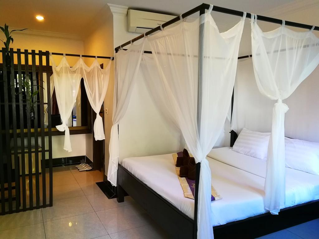 Angkor Hotel Siem Reap Exterior foto